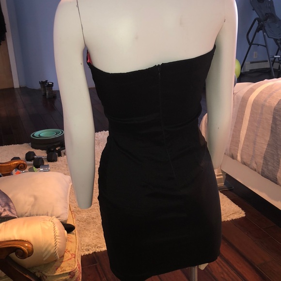 Dress - Picture 2 of 2